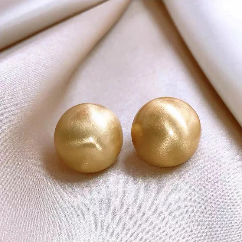 Luxurious Simple Brushed Frosted Metal Semicircle Earrings