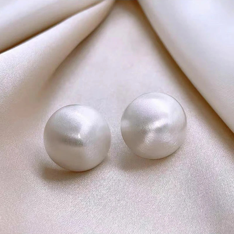 Luxurious Simple Brushed Frosted Metal Semicircle Earrings