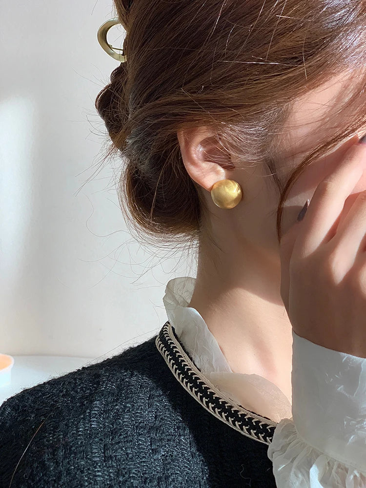 Luxurious Simple Brushed Frosted Metal Semicircle Earrings