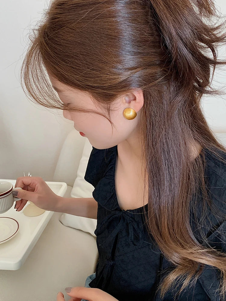 Luxurious Simple Brushed Frosted Metal Semicircle Earrings