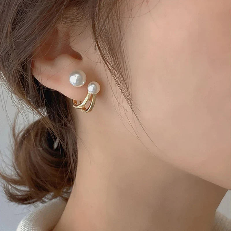 Retro Luxury Pearl Stud Earrings