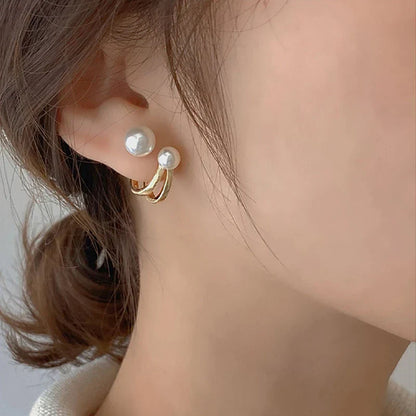 Retro Luxury Pearl Stud Earrings