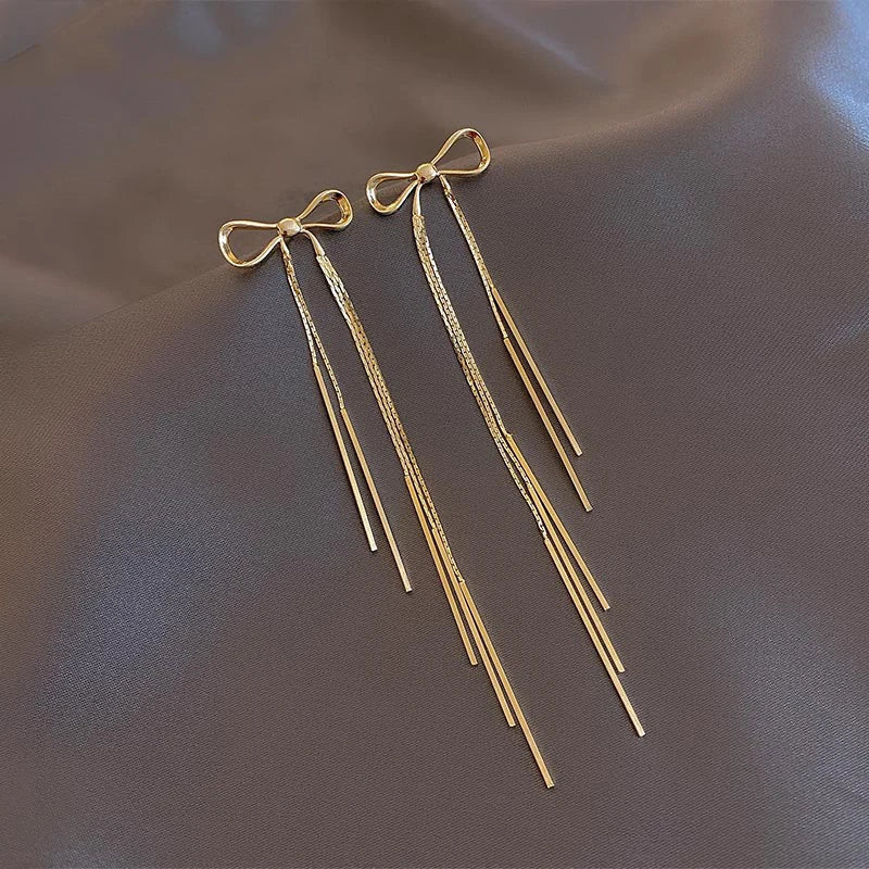 Classic Metal Bow Gold Tassel Drop Earrings - DROVA